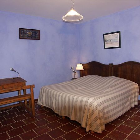 Ll Poulidetto Bed & Breakfast Lioux Dış mekan fotoğraf