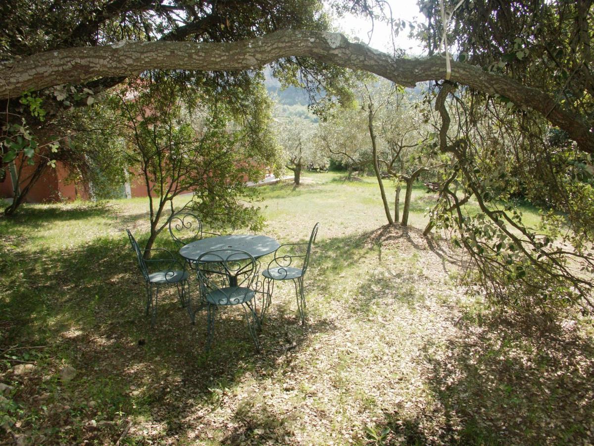 Ll Poulidetto Bed & Breakfast Lioux Dış mekan fotoğraf