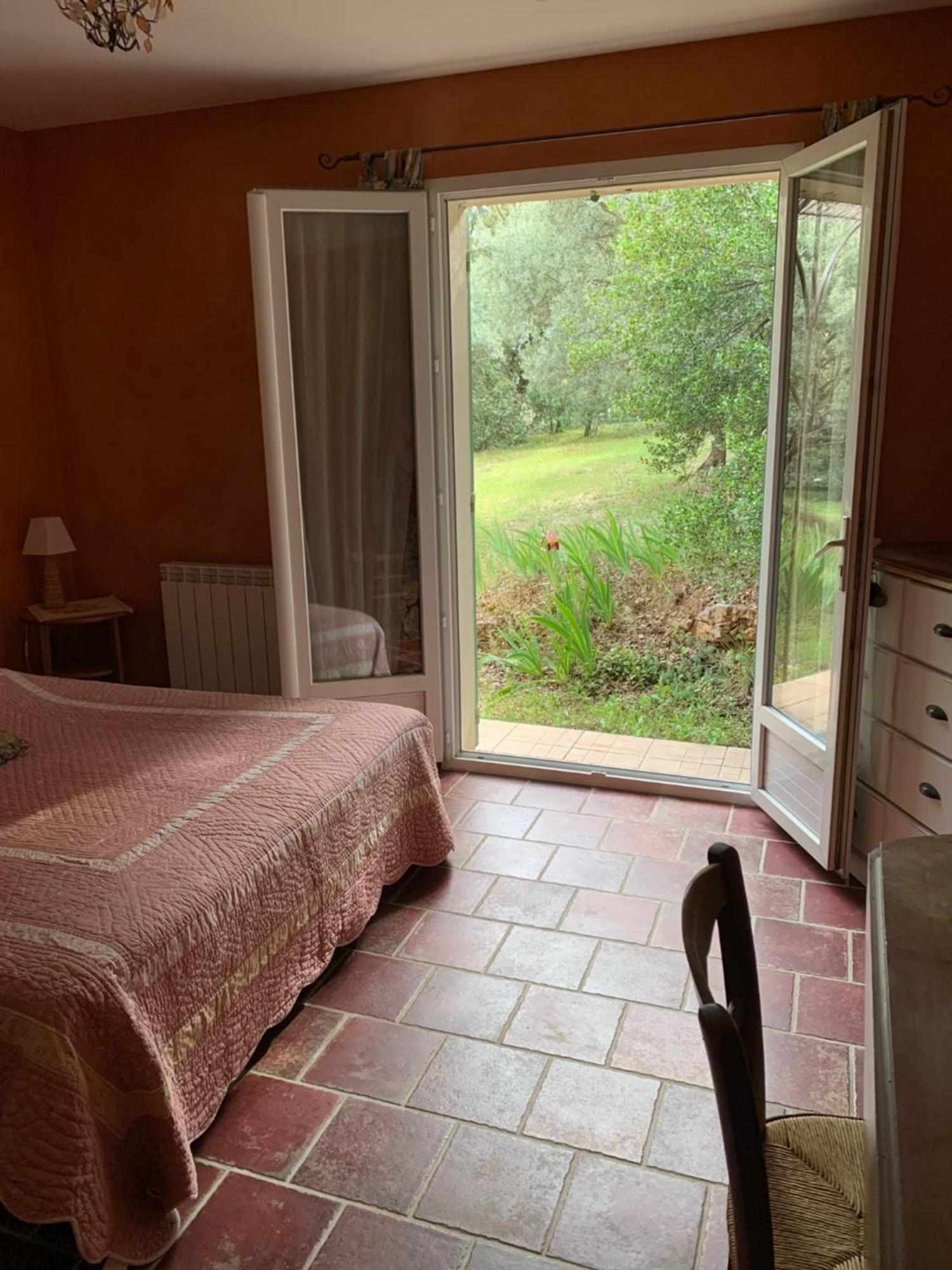 Ll Poulidetto Bed & Breakfast Lioux Dış mekan fotoğraf